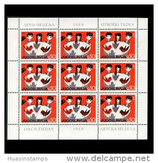 YUGOSLAVIA 1969 - Scott# 990 Sheet-Children Week MNH (XA924) - Ongebruikt