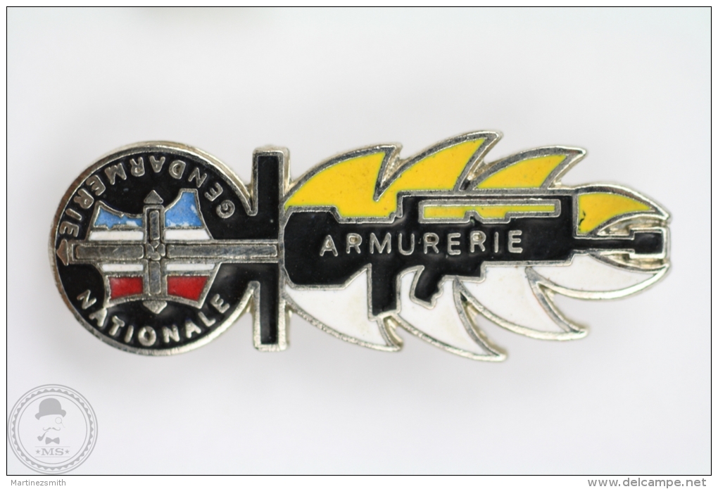 France - Gendarmerie Nationale - Armurerie - Pin Badge #PLS - Policia