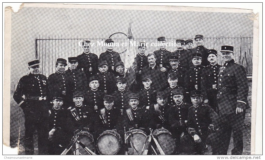 PHOTO MILITAIRE FANFARE POMPIERS TAMBOURS ET CLAIRONS 671 - Personnes Identifiées