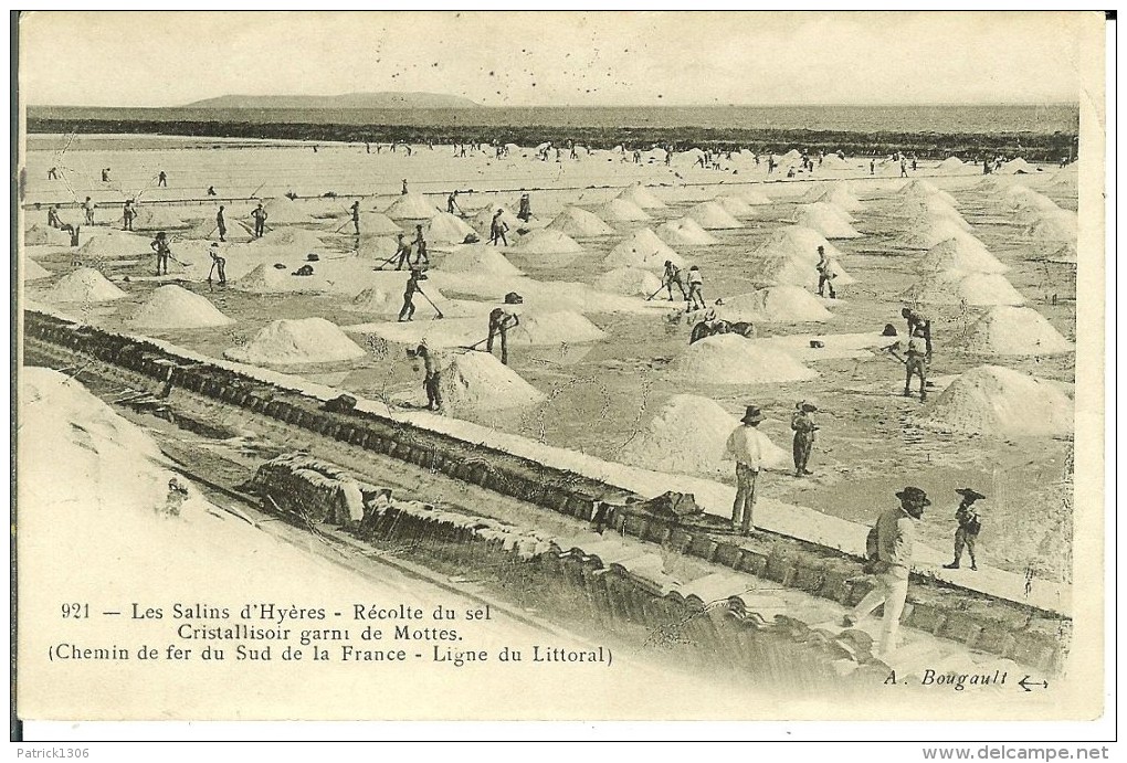 CPA  Les Salins D'Hyères, Récolte Du Sel, Cristallisoir Garni De Mottes  10454 - Sonstige & Ohne Zuordnung