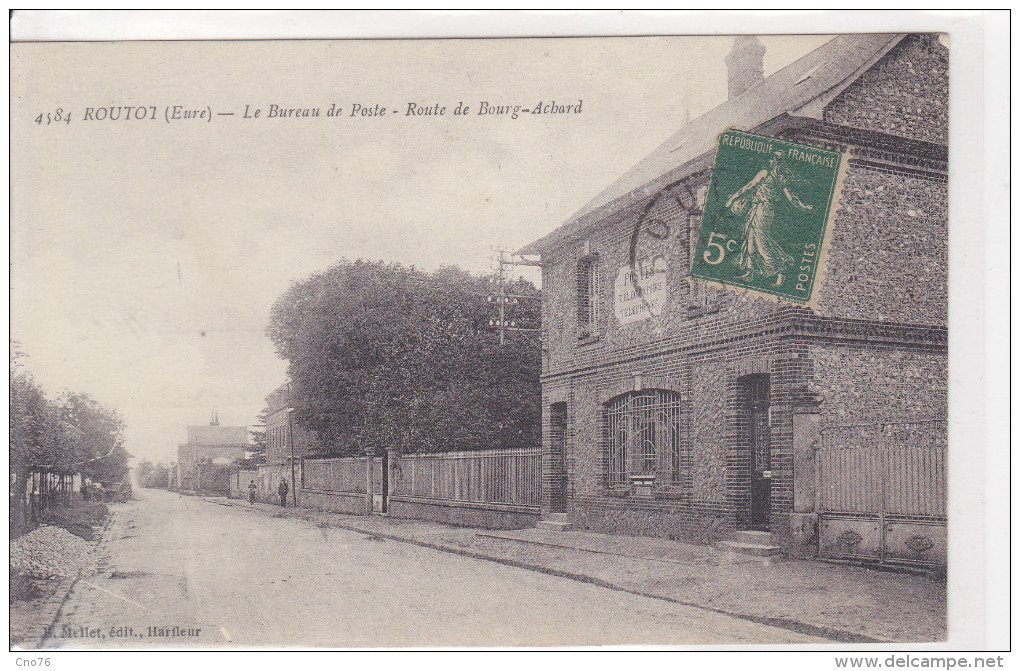 Routot Le Bureau De Poste Route De Bourg Achard - Routot