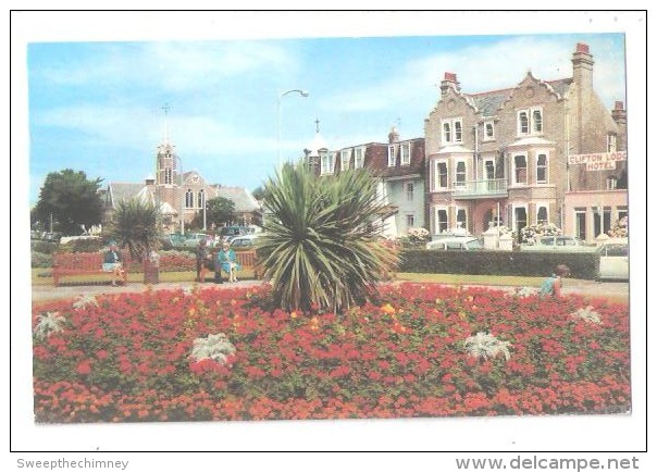 Clacton On Sea Carnarvon Road, Used With A 4d Red Stamp Postcard 1969 Essex - Clacton On Sea