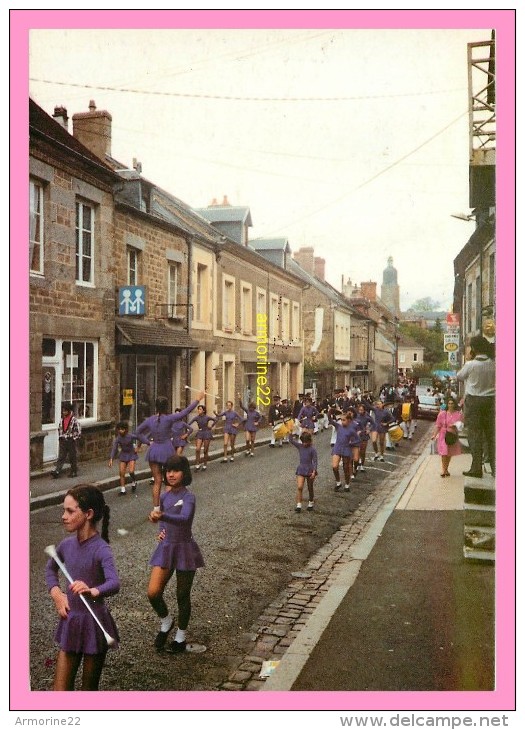 CPM  PUTANGES  Majorettes Et Fanfare 1988 - Putanges