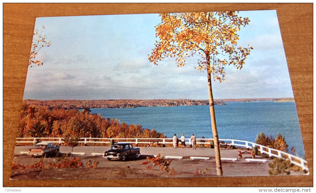 1958 Pontiac Chrysler Cars Voitures Lake Nipissing Lookout Nort Bay ON Canada Postcard - North Bay