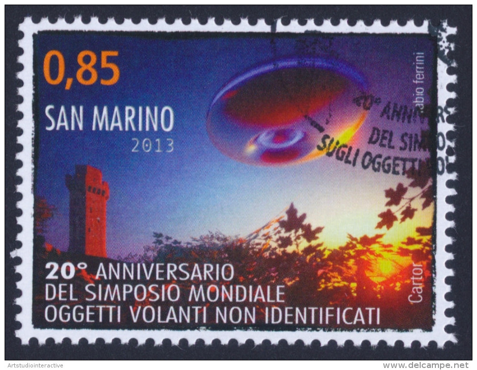 2013 SAN MARINO "20° ANNIVERSARIO DEL SIMPOSIO MONDIALE SUGLI UFO" SINGOLO ANNULLO PRIMO GIORNO - Usati