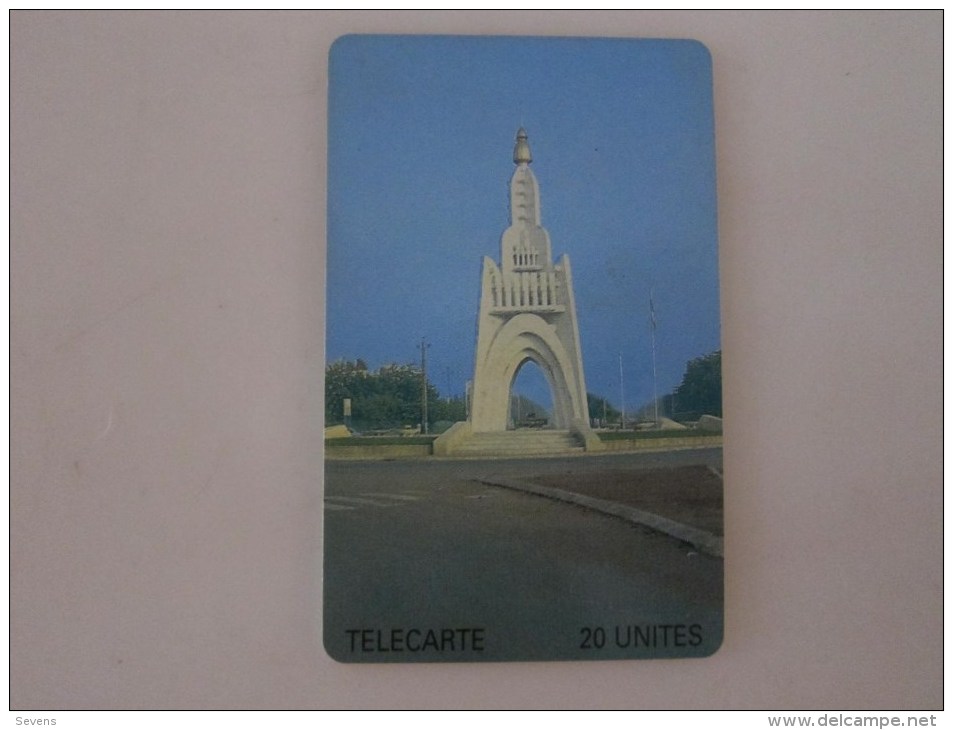 Chip Phonecard, MAL-018 BN: 00208,Monument,used(backside With Ink,maybe Mint) - Mali