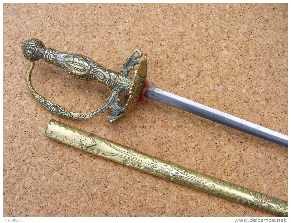 Epée XVIII à identifier