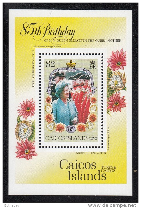 Caicos Islands MNH Scott #77 Souvenir Sheet $2 Queen Mother Inspecting The Guardsmen - 85th Birthday - Turks & Caicos (I. Turques Et Caïques)