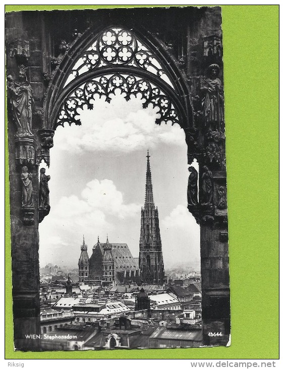 Wien Stephansdom        Sent To Denmark   1958     S- 1371 - Kirchen
