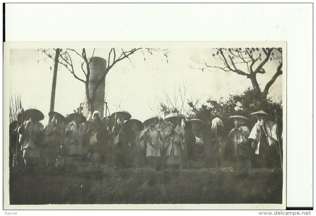 ORIGINAL PHOTO  --  FUKASHIMA, JAPAN    --  PILGRIMS  --   1920   --  14 Cm  X  8,5 Cm - Autres & Non Classés