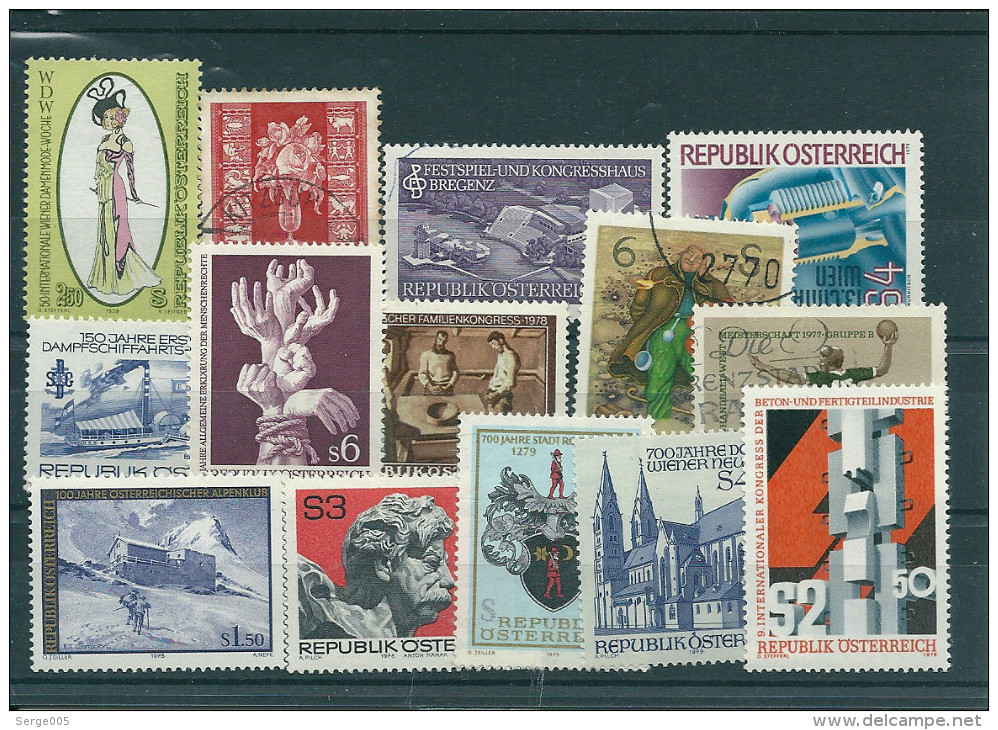 VENTE  LOT  No    1 3 5   TIMBRES     AUTRICHE - Collections