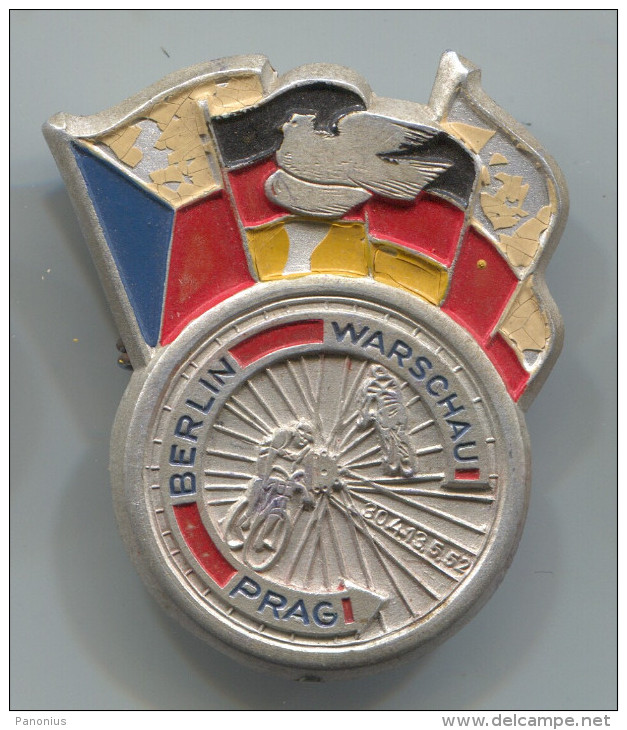 Cycling, Bike, Bicycles - Berlin Prag Warschau, 1952. Race, Metal, Pin, Big Badge - Radsport