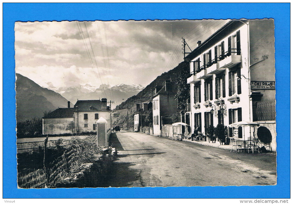 CPSM- Bielle- Hôtel Des Sports Et Route Vers La Vallée D'Ossau- 64 Pyrénées Atlantiques - Other & Unclassified