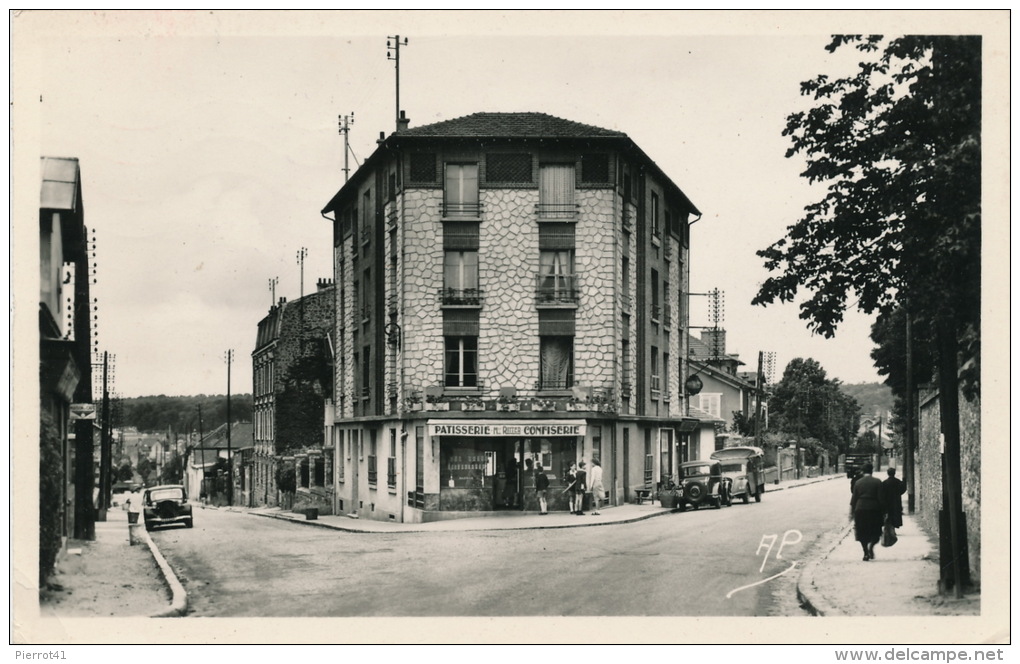 LE CHESNAY - La Route De Rueil - Le Chesnay