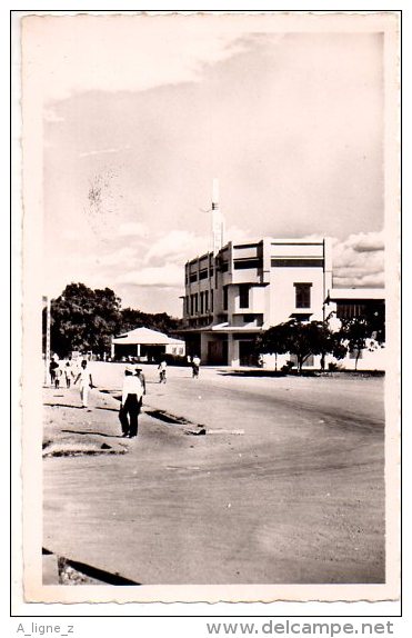 REF 190 CPSM OUGANDA BANGUI La Place Edouard Renard - Ouganda