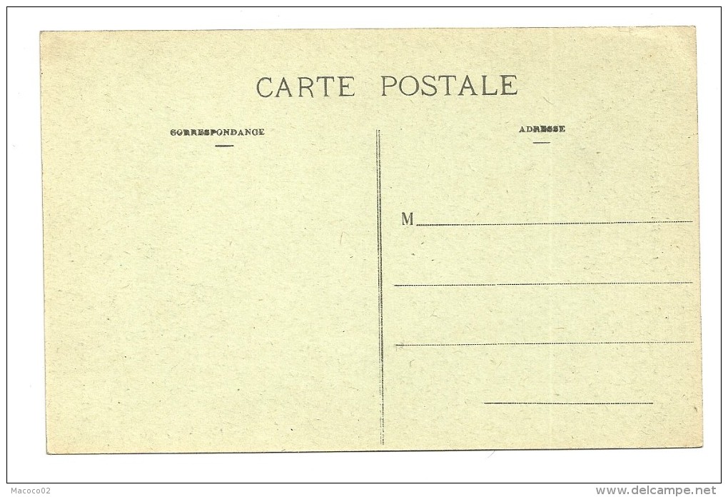 BERLAIMONT Dpt59 L'Eglise - Camions Bâchés Animée (secteur Maubeuge Cambrai) - Berlaimont