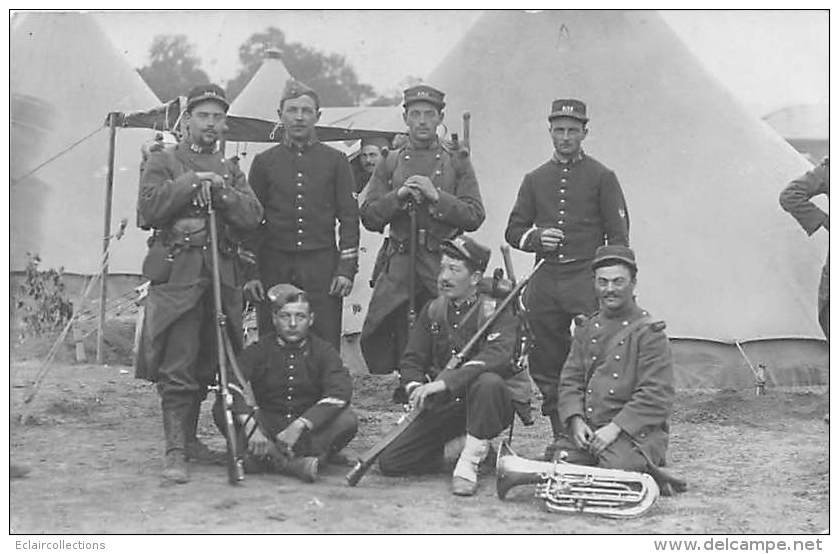 Thème:  Guerre 14/18. Carte Photo. A Identifier Régiments.Cantonnement.B Lessés.Matériel.Camps.D Ivers. - War 1914-18