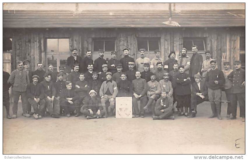 Thème:  Guerre 14/18. Carte Photo .A Identifier Régiments.Cantonnement.B Lessés.Matériels.Divers . Wesel - War 1914-18