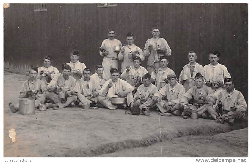 Thème:  Guerre 14/18. Carte Photo .A Identifier Régiments.Cantonnement.B Lessés.Matériels.Divers .Coëtquidan - Weltkrieg 1914-18