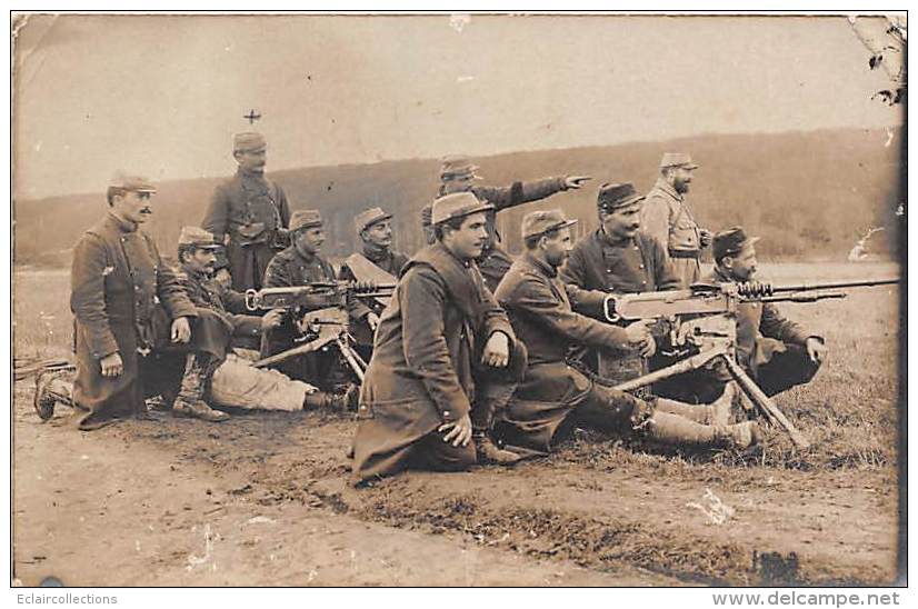 Thème:  Guerre 14/18. Carte Photo .A Identifier Régiments.Cantonnement.B Lessés.Matériels.Divers . - Weltkrieg 1914-18