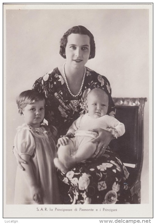 La Principessa Di Piemonte E I Principini - Royal Families