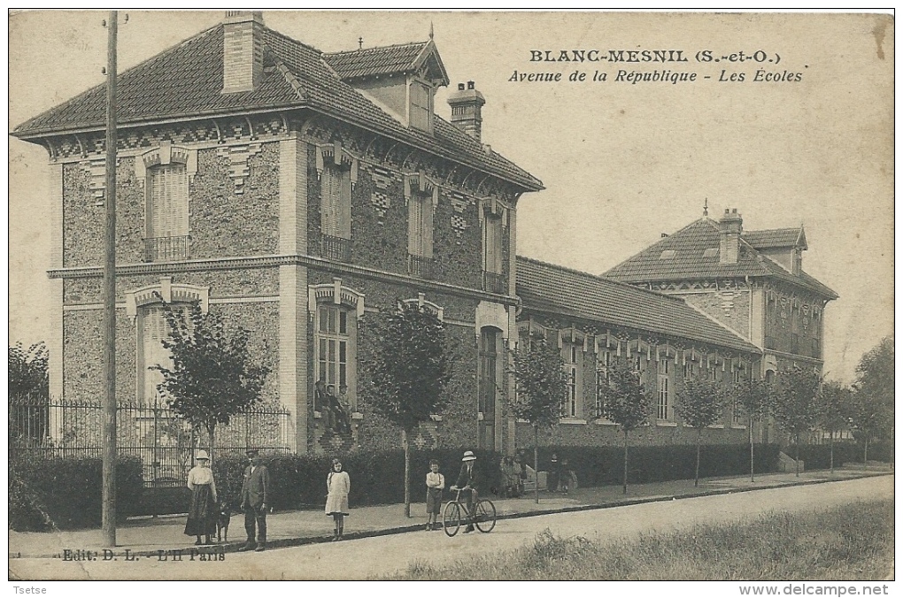 Blanc-Mesnil- Avenue De La République -Les Ecoles - 1917 ( Voir Verso ) - Le Blanc-Mesnil