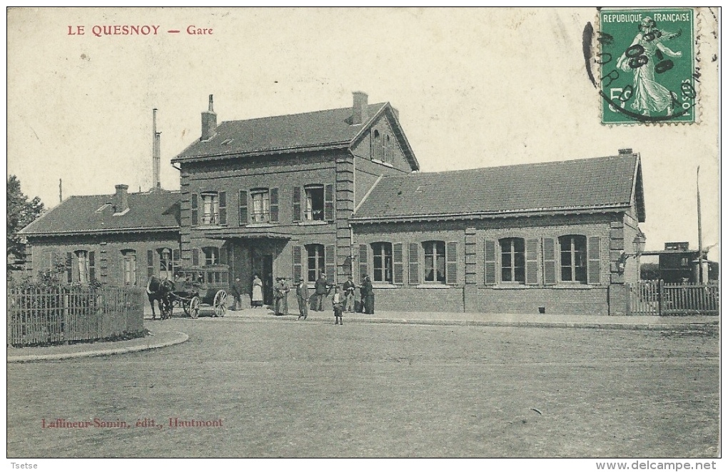Le Quesnoy - La Gare - Voiture Hippomobile Pour Voyageurs - 1909 ( Voir Verso ) - Le Quesnoy