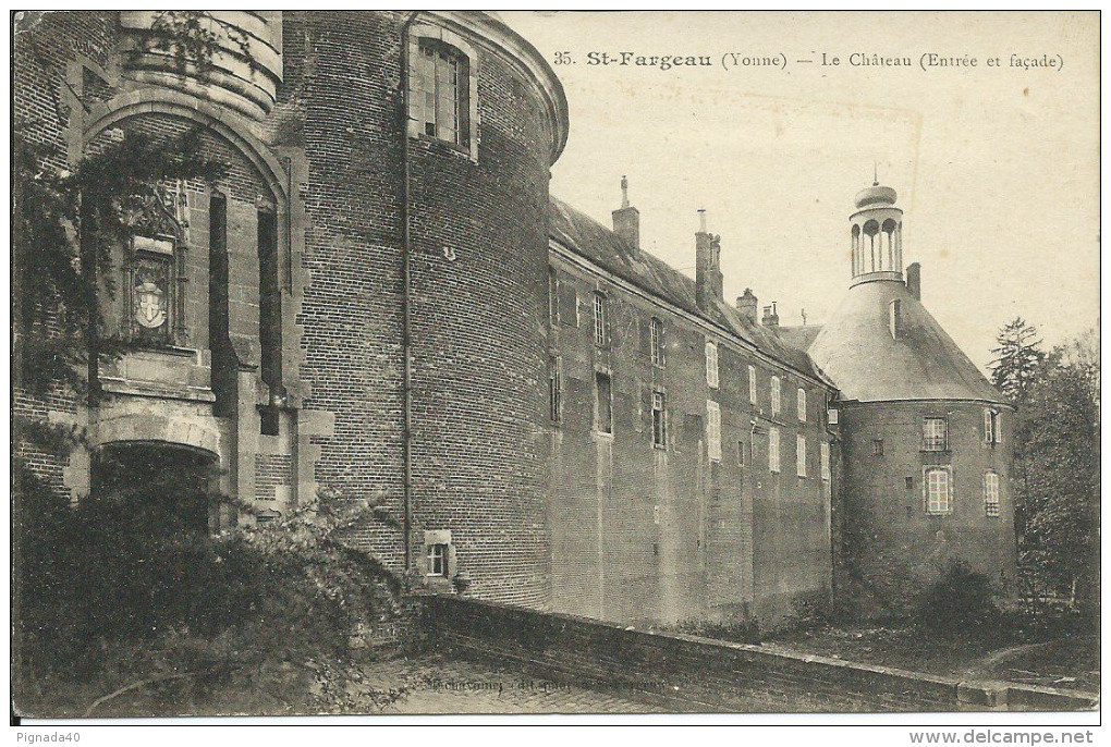 Cp ,  89 , SAINT-FARGEAU , Le Château (entrée Et Façade) - Saint Fargeau