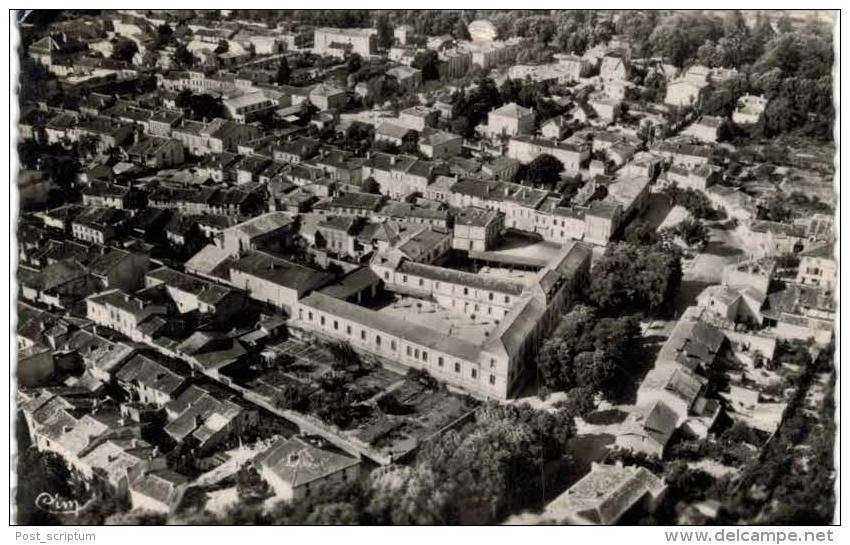 Castelsarrasin Vue Générale Et Le Collège - Castelsarrasin