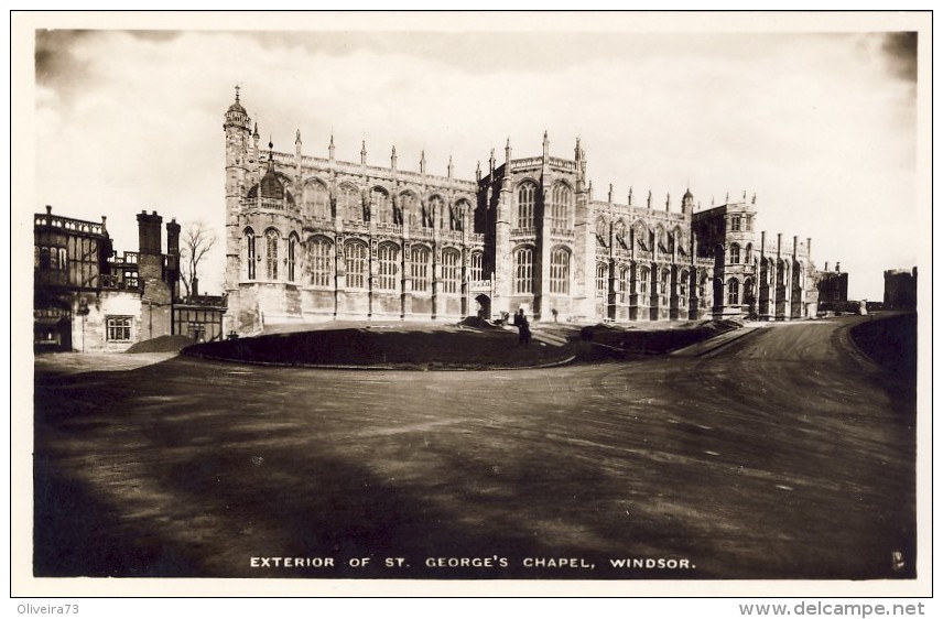 WINDSOR. Exterior Of George´s Chapel - 2 Scans - Windsor