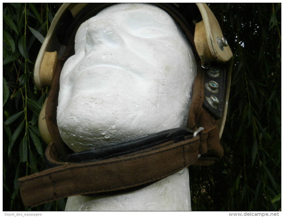 RARE CASQUE AERONAVALE MARINE PERSONNEL PONT D'ENVOL