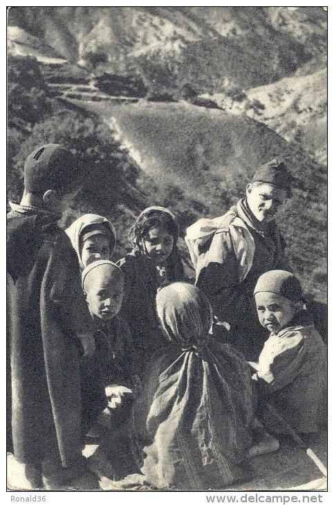 Cp AFRIQUE ALGERIE Djebel Ao Groupe D´enfants Fondation Maréchal DE LATTRE PARIS ( Montagne ) Armée Française En Guerre - Niños