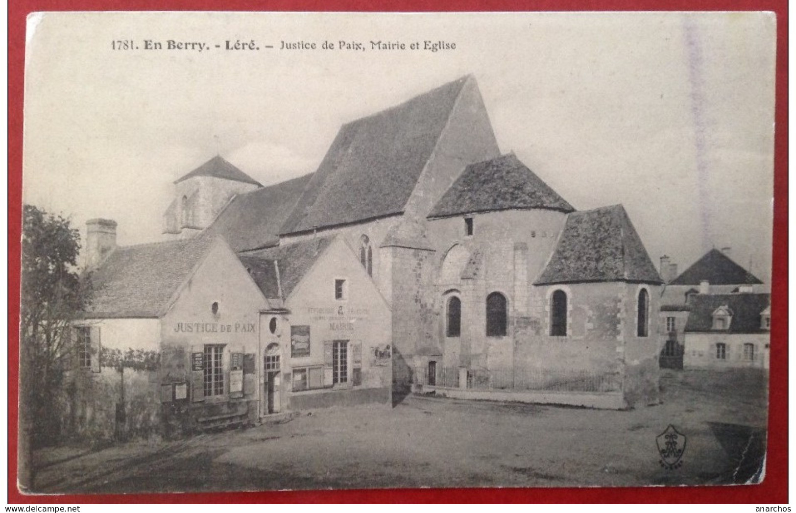 18 Cher Berry LERE Justice De Paix Mairie Et Eglise - Lere