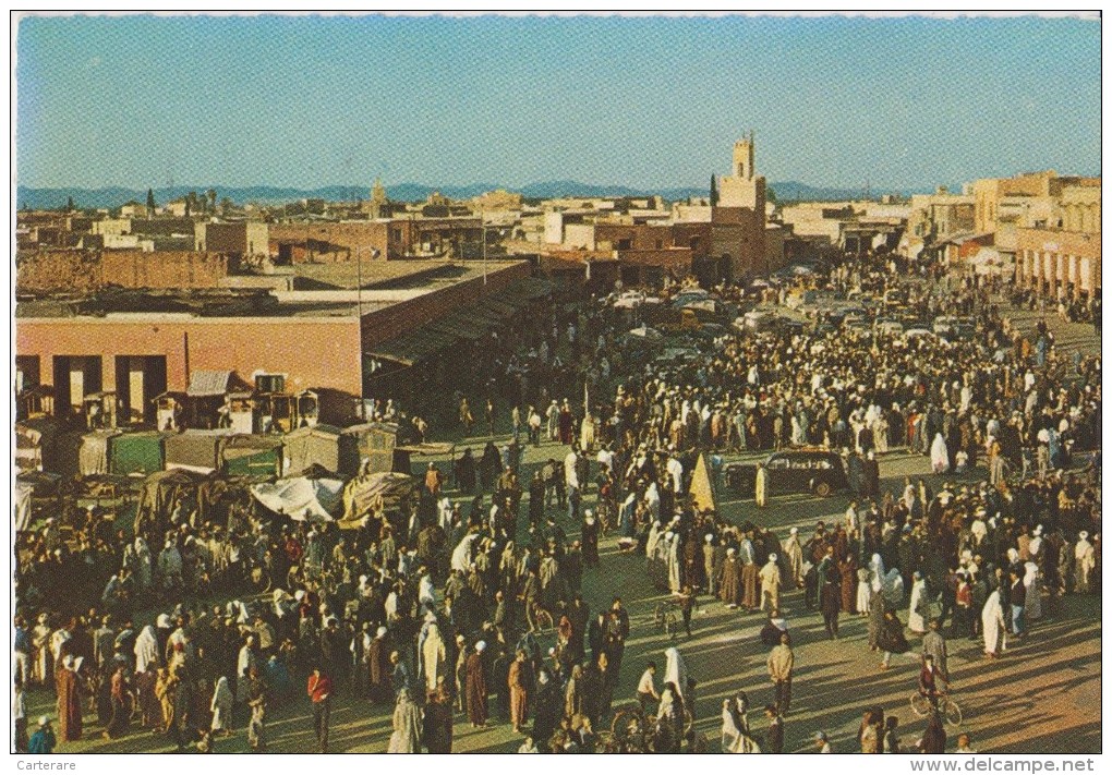 AFRIQUE,AFRICA,MAROC,MARO CCO,MARRUECOS,MARRAKECH,P LACE DJEMAA EL FNA,FOULE,FETE - Marrakech