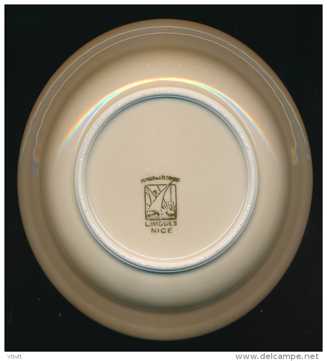 CENDRIER : PORCELAINE DE LIMOGES BLANC ET DECOR, St Yriex-la-Perche, Atelier Jumilhac-le-Grand, M. P. Samie (2 Scans) - Porcellana