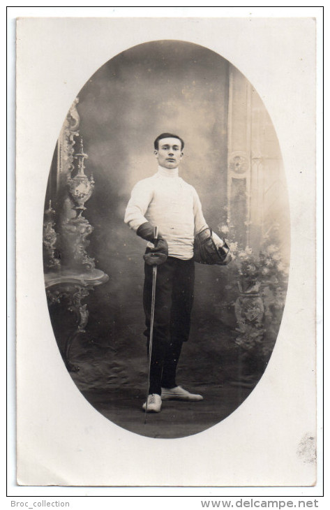 Escrimeur, Escrime, Carte-photo R. Guillemot, Boespflug Et Cie, Paris, Scan Recto-verso - Fencing