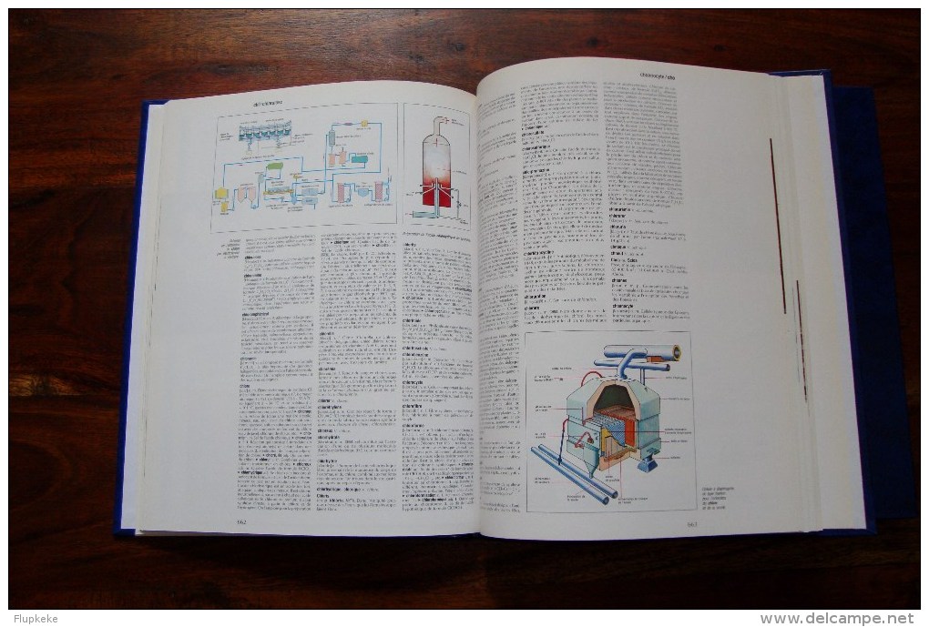 Encyclopédie alphabétique Hachette Le Livre de Paris Éditions Hachette 1995