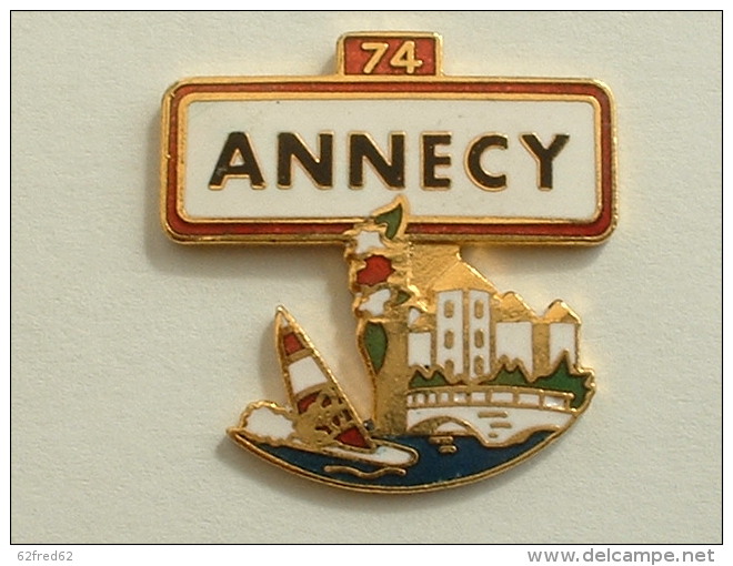 PIN´S  ANNECY - PLANCHE A VOILE - Voile