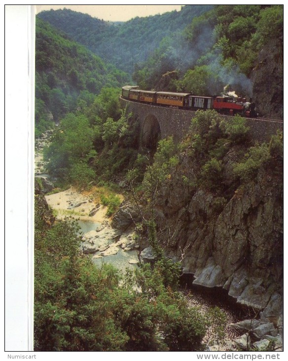 Chemin De Fer Du Vivarais.. Ligne Tournon-Lamastre.. Passage Des Etroits.. Train.. Locomotive à Vapeur - Lamastre