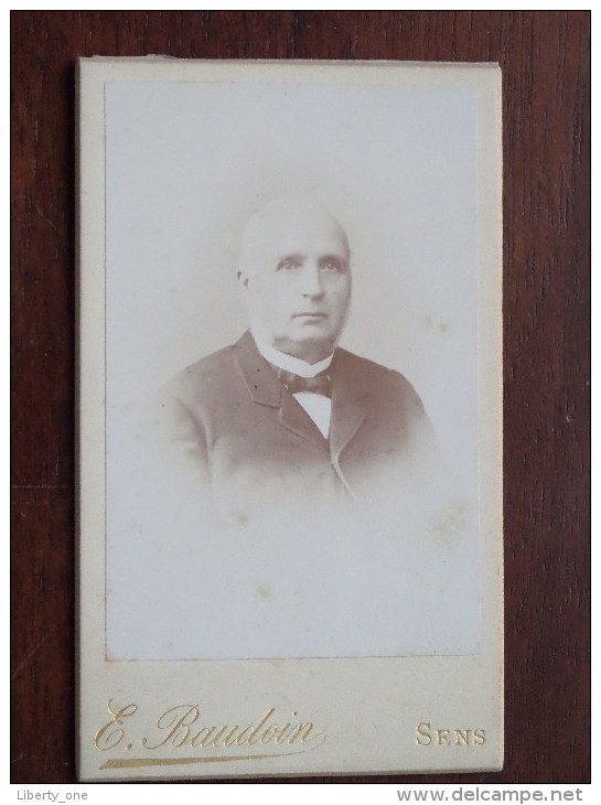 Man / Homme - Identify ( CDV Photo E. BAUDOIN Sens / Zie Foto Voor Details ) ! - Personnes Anonymes