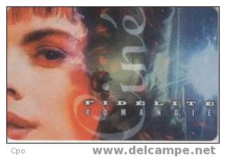 # Cinecarte CF8A - Visage De Femme Mate, Numero Rouge Sans Logo  - Tres Bon Etat - - Cinécartes