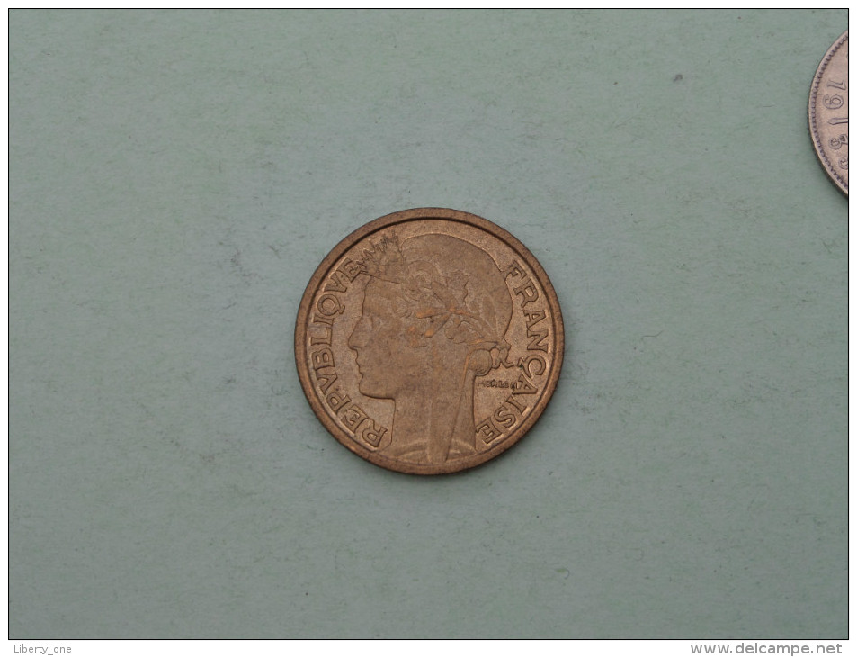 1941 - 2 Francs / KM 886 ( Uncleaned Coin / For Grade, Please See Photo ) !! - Autres & Non Classés