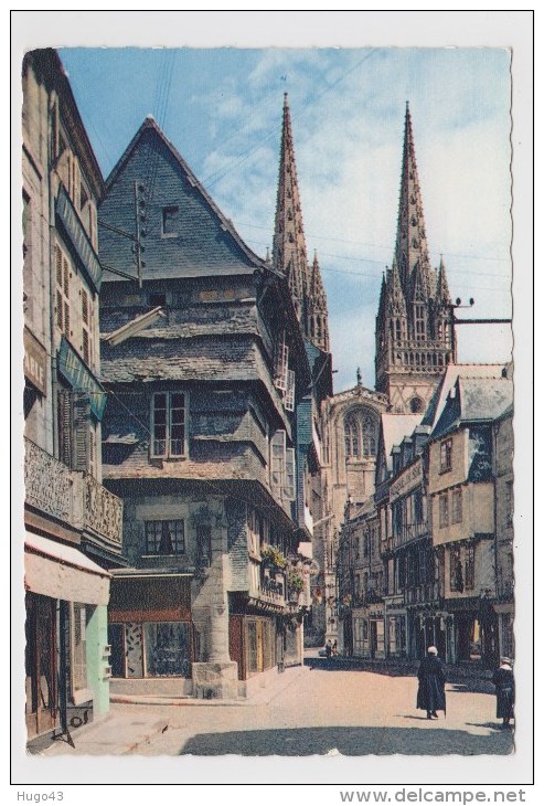 QUIMPER - MX 1889 - LA RUE KEREEN ET SES MAISONS MOYENNAGEUSES - CPSM GF NON VOYAGEE - Ed. D' ART JOS - Quimper