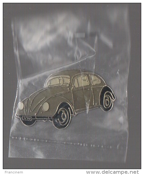 Pin´s Voiture Volkswagen Coccinelle (grise) - Volkswagen