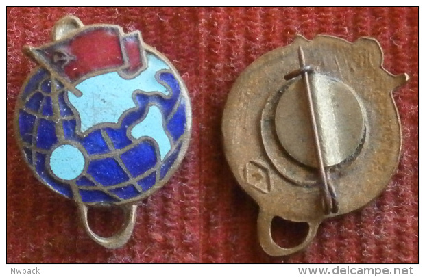 SSSR / RUSSIA - Sputnik 1 -  4 October 1957 - Enamel Badge / Pin / Brooch # 3 - Space