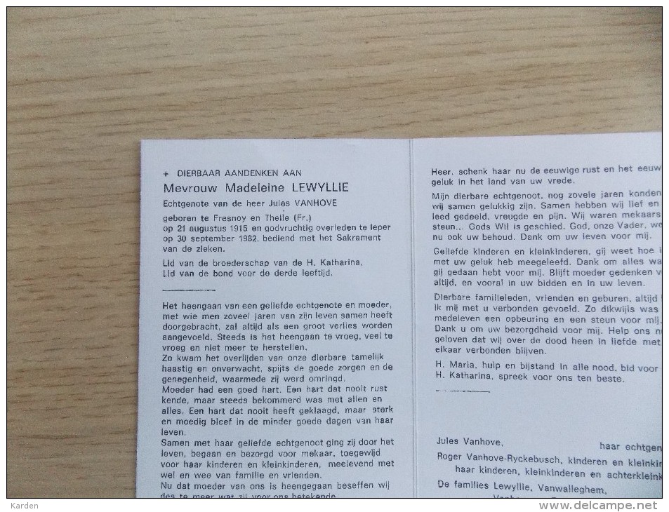 Doodsprentje Madeleine Lewyllie - Fresnoy En Thelle (FR) 21/8/1915 Ieper 30/9/1982 ( Jules Vanhove ) - Religion & Esotericism