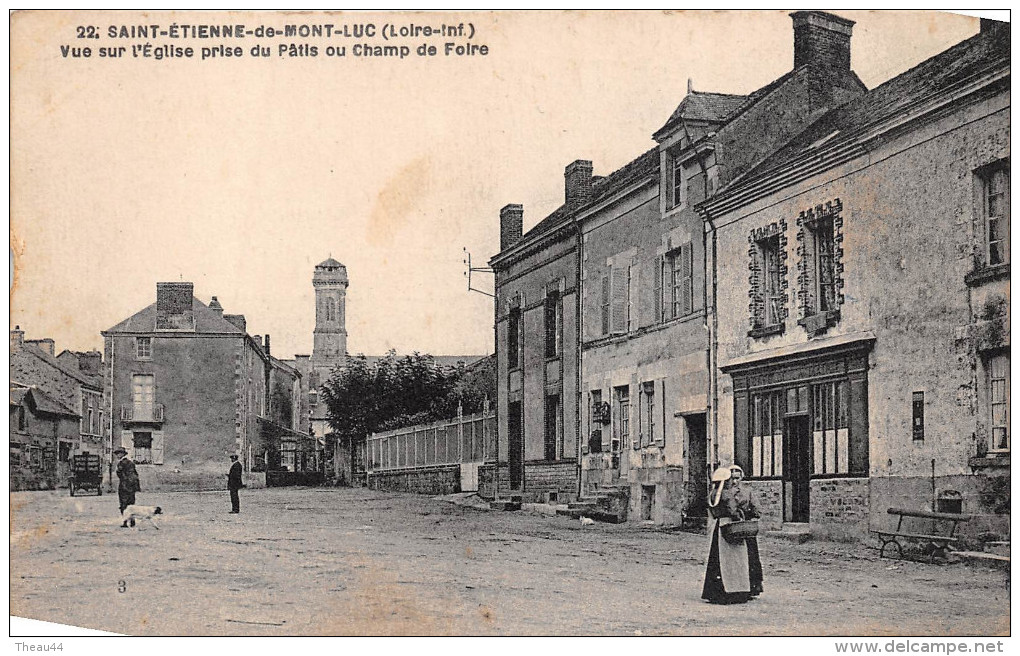 ¤¤  -   22   -   SAINT-ETIENNE-de-MONTLUC   -   Vue Sur L'Eglise Prise Du Pâtis Ou Champ De Foire  -   ¤¤ - Saint Etienne De Montluc