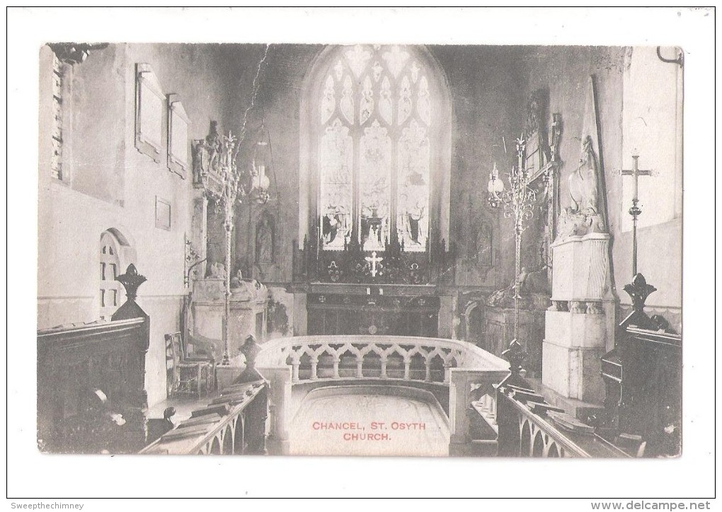 St OSYTH PARISH CHURCH  THE CHANCEL  POSTCARD COPYRIGHT No.673 Essex - Autres & Non Classés