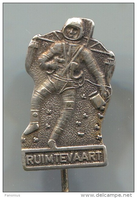 Space, Cosmos, Space Program - Pin, Old Badge, RUIMTEVAART, Astronaut - Raumfahrt