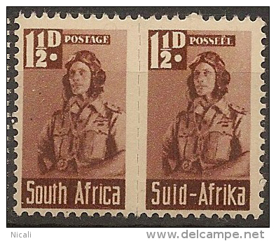 SOUTH AFRICA 1942 1 1/2d Pair SG 99a UNHM #CM432 - Neufs